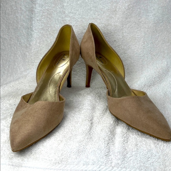 Bandolino Tan Women's Heels - Picture 6 of 7